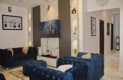 Ibadan House | Flixx & Flixx Apartments - Eleyele Ibadan