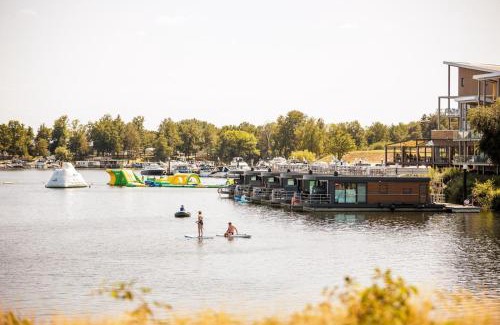 Leuken House | Floating House