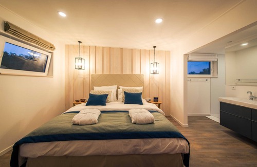 Krummin House | Floating Suite V