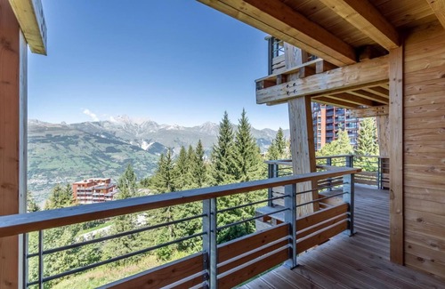 Arc-1800 Apartment | Floor -1, view valley, fitness, sauna, hammam, terrace, parking, ski locker, 72m², Les Arcs