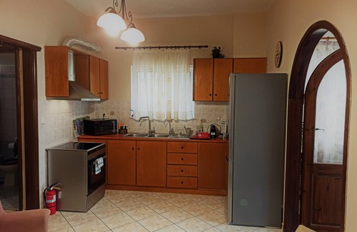 Almyrida Apartment | Floor apartment with superb roof terrace, next to Almirida sandy beach