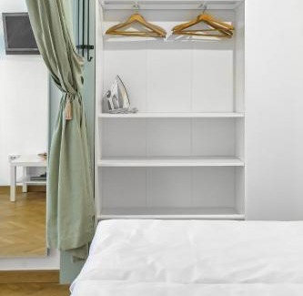 Sofia City Center Apartment | Floral Studio Retreat in Sofia City Center by Flat Mаnager
