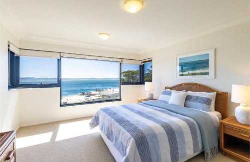 Nelson Bay Apartment | Florentine 14 - 11 Columbia Close Aircon Wifi unsurpassed water views