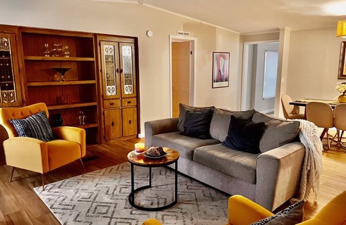 Dale House | Flossies, Perfect Getaway! Jones Island, Beaufort, Savannah and many beaches!