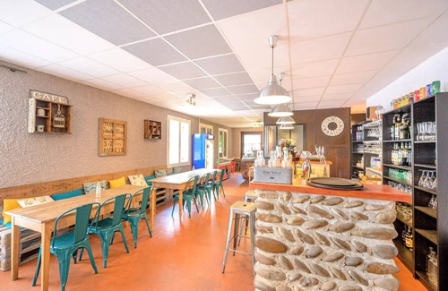 Hauterives House | Flower Camping Le Château * - Mobile home Comfort 27m2 2 bedrooms + covered terrace - without tv-without air conditioning 4 people