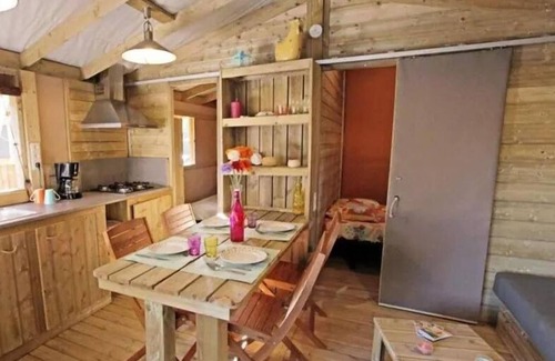 Les Ollieres-sur-Eyrieux House | Flower Camping Mas de Champel * - CosyFlower Premium 38m² - 2 bedrooms + covered terrace + TV + Sheets + Towels 4 people