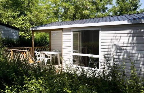 Saint Nazaire sur Charente House | Flower Camping L'Abri-Côtier * - Mobilhome Loggia Privilege 26m2 PREMIUM - 2 bedrooms + covered terrace + TV + dishwasher 5 people