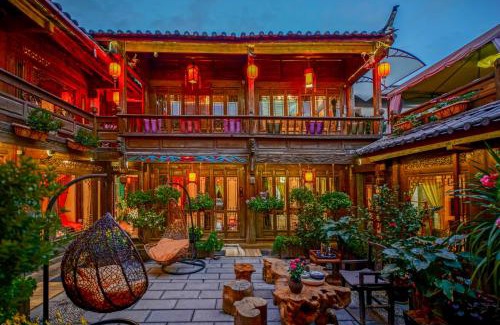 Dayan Old Town House | Flower Without Boundary 凡花无界