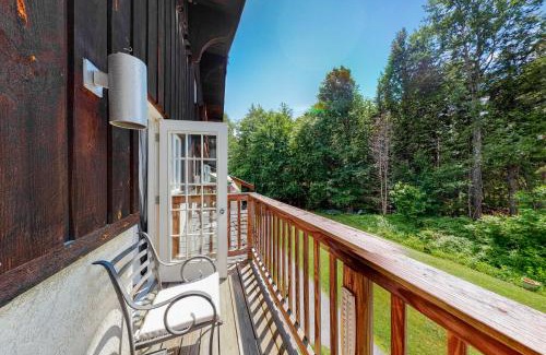 Waitsfield Apartment | Fly In Condos Unit E