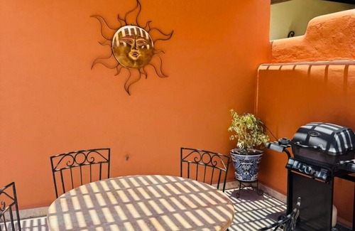 Nopolo House | FN-133 Fabulous 3 bed 3 bath plus sofa bed casa (Sleeps 8)