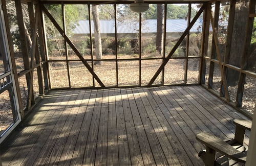 Minnesott Beach House | Fo'c'sle is close to golf and ferry!