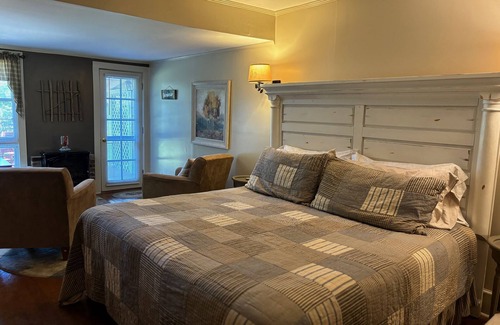 Bryson City Bed & Breakfast | Folkestone Inn