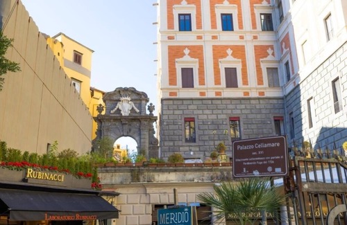 Chiaia Bed & Breakfast | Follaky Secret Garden: Elegance and Relaxation Toledo