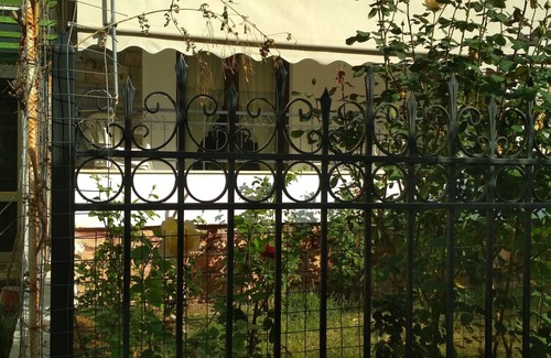 Argyroupoli House | Follow Yr Home! a breath away Metro St Argiroupolis