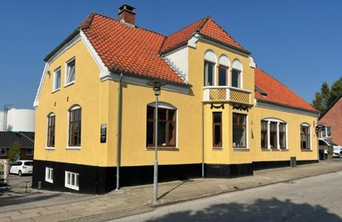 Bindslev House | Folsted - Værelse 101 med eget badeværelse og fri parkering