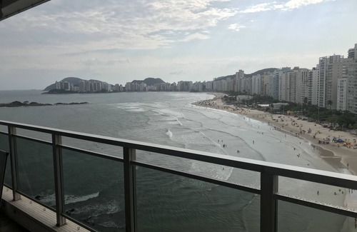 Morro do Maluf Apartment | Foot in the Sand of Pitangueiras