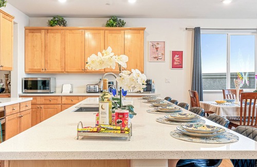 Salinas House | Foothill Oasis – Relax & Play Near Monterey!