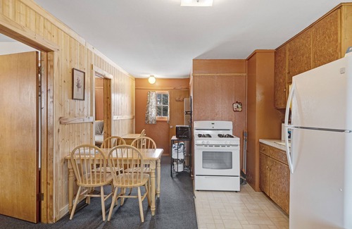 South Fork Cabin | Foothills Lodge 6 - South Fork