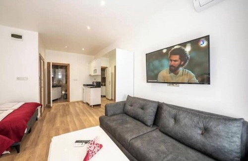 Taksim Apartment | FOR 12 PERSON - 2 Minutes to Taksim Square