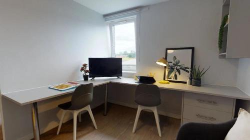 Chapeltown Apartment | For Students Only - iQ Leeds in City Centre