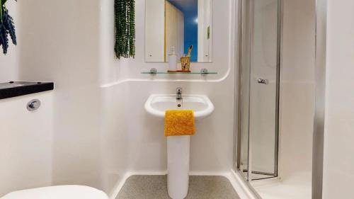 Chapeltown Apartment | For Students Only - iQ Leeds in City Centre