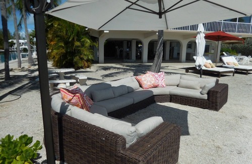Sugarloaf Shores House | For up to date availability call 510-381-5000