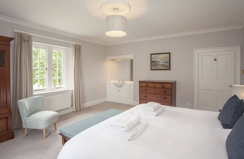 Bradford-on-Avon Other | Ford Farm House - sleeping 13 or up to 15 with 2 toddler floor beds
