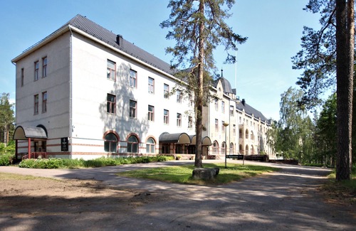 Nurmijarvi Apartment | Forenom Hostel Röykkä