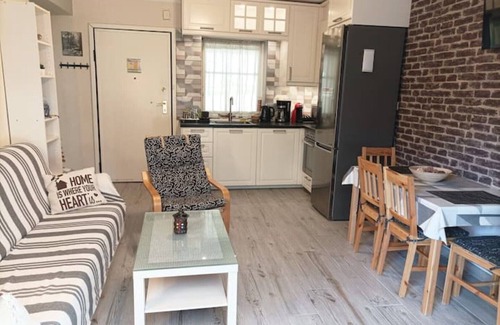 Sykies Apartment | Forest Apartment Salonica