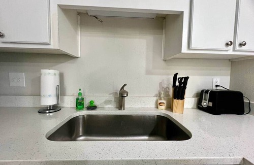 Westminster Condo | Forest Comfort Modern 2BR by Lakes & Clemson