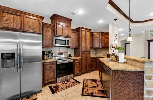 Montgomery House | Forest Escape Lake Conroe