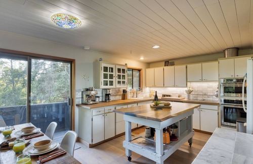 Neahkahnie Beach House | Forest hideaway w/fireplace & Pacific views | Sunset House by AvantStay
