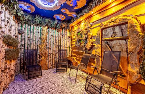 Polyanytsya Hotel | Forest Home