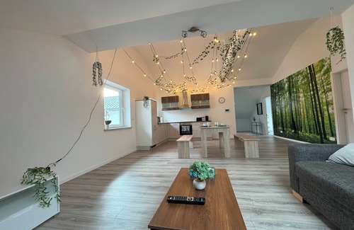 Gemunden Apartment | Forest magic - modern time out in the countryside