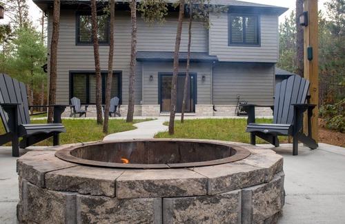 Necedah House | Forest Weekend Vacation Home Close to Castlerock Lake and Buckhorn State Park