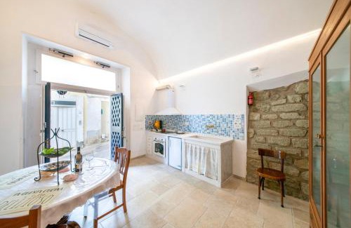 Forio Apartment | Forio Vico Secondo - Centro Storico - 8 minuti dal porto-1BedR