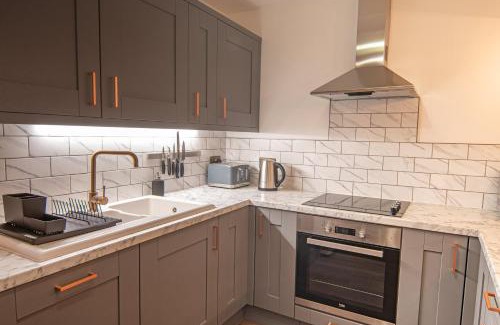 Macclesfield Apartment | Former 16th Century Inn - In the heart of Macclesfield, gateway to the Peaks