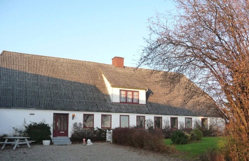 Sønderborg Municipality Other | Former farm with some small animals, close to the beach
