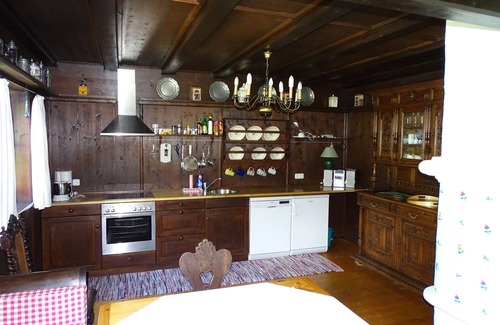 Schoellnach House | Former farmhouse in a forest clearing