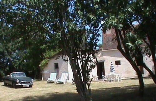 Ussel House | Former sheepfold in the middle of an orchard and a 2 ha meadow