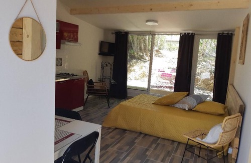 Saint-Zacharie Apartment | Former stables converted into 29M2 studios with terrace, shared garden, .