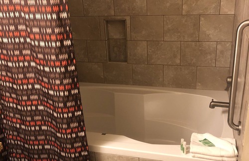 Las Vegas Condo | Formula 1 Week - Luxury Condo located across from Flamingo Fan Zone!