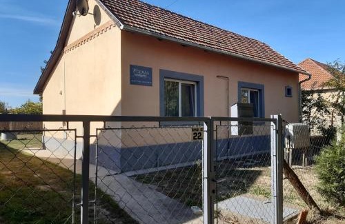 Morahalom Apartment | Forrás Vendégház