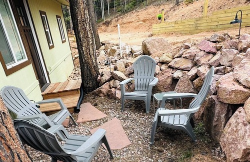 Rainbow Valley Cabin | Forrest Home Cabin - Pikes Peak Region Convenience - Now on VRBO!