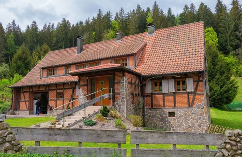 Forbach House | Forsthaus | Grillplätze | Sauna | Zaun | Multifunktionsraum
