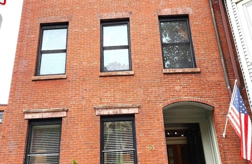 Mission Hill Apartment | Fort Hill Inn- 2 bedroom Duplex, With a touch of modernity! Minutes to Center