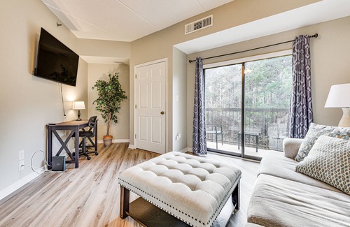 Fort Mill Condo | Fort Mill Condo w/Balcony: 3 Mi to Carowinds