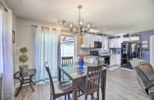 Fort Wayne Condo | Fort Wayne Getaway - Family + Pet Friendly!