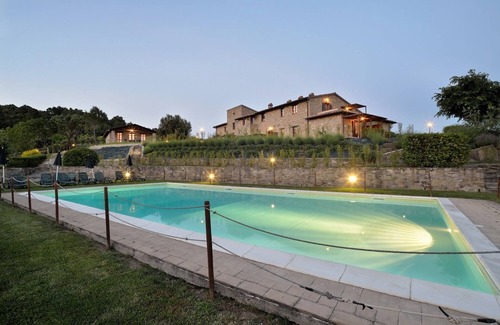 Gualdo Cattaneo Apartment | Forte Sorgnano | Farmhouse with private pool