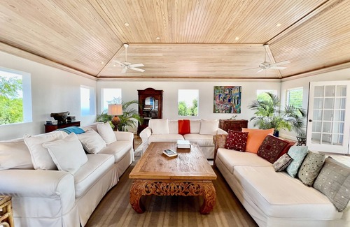 Estate Fortuna Hill House | Fortuna Millnn